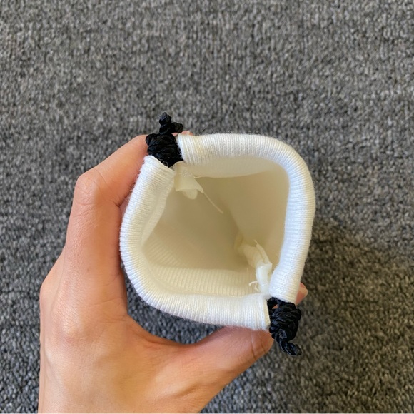 CHANEL Makeup Mini Bag (Les Eaux de Chanel) - Picture 2 of 6